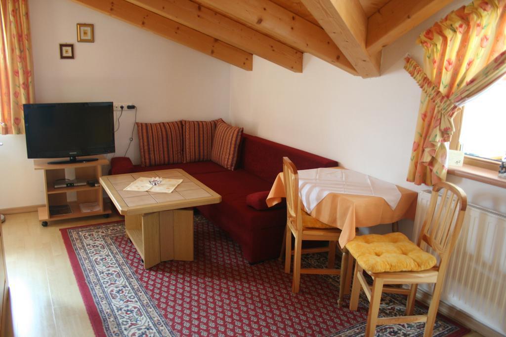 Haus Hildegard Hotell Neustift im Stubaital Rom bilde